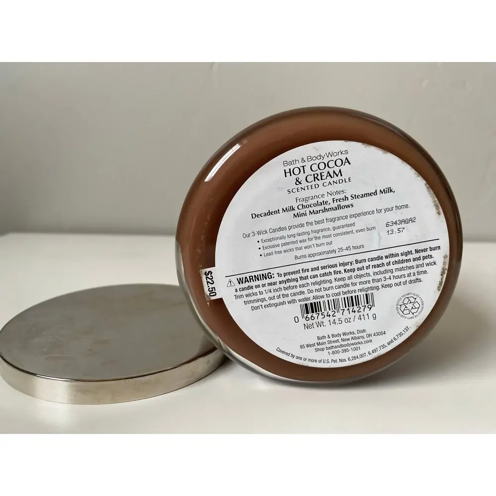 Bath and Body Works Hot Cocoa & Cream Large Scented 3 Wick Candle- 14.5oz - Picture 4 of 4